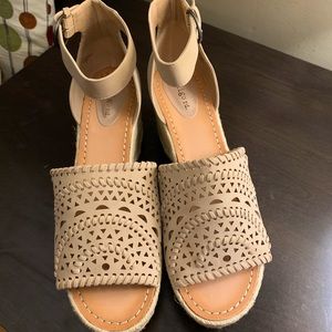 Indigo Road Platform Sandals